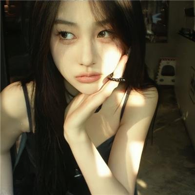 千钧。一发